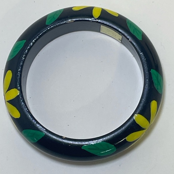 Vintage Floral Black and Yellow Wooden Bangle Bracelet - Picture 7 of 8